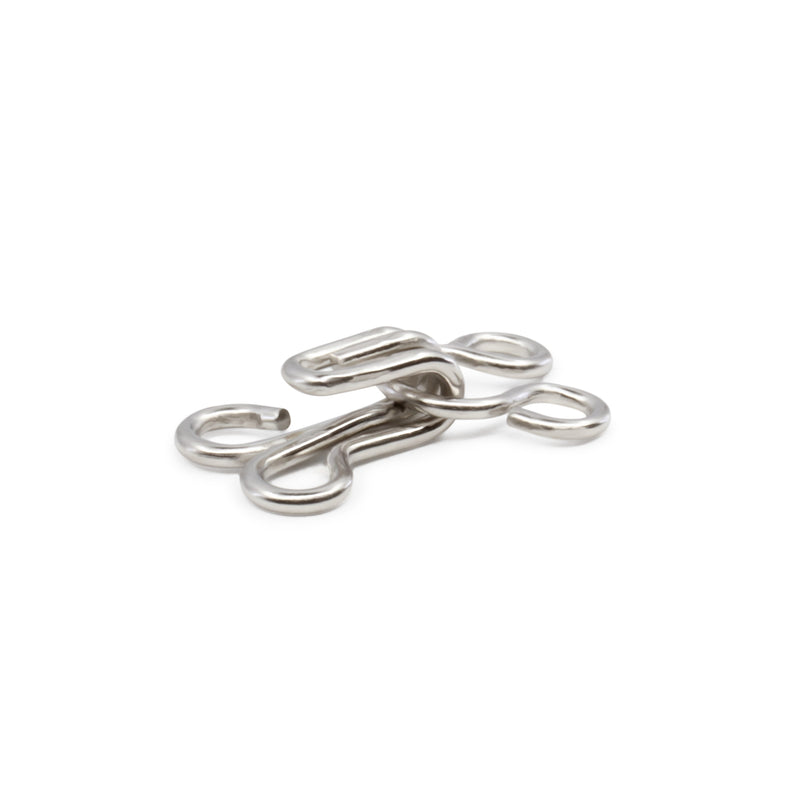 Chargez l'image dans la visionneuse de la galerie, 90-0-65|Dritz Hooks & Eyes, 14 pc, Nickel, Size 0