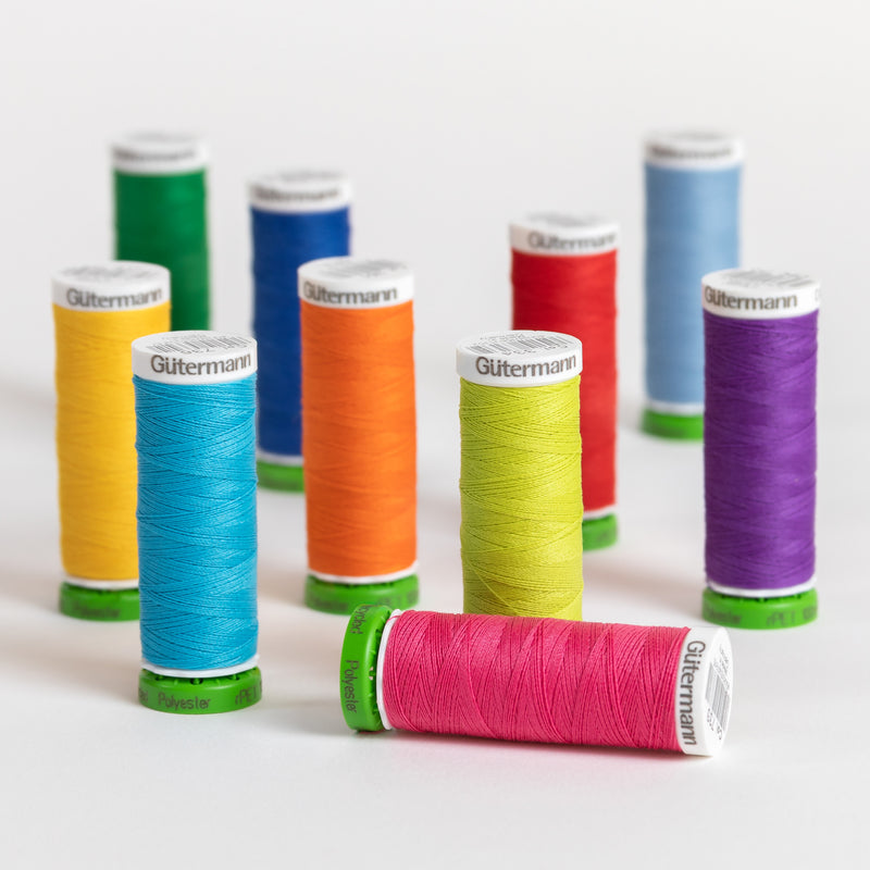 Chargez l'image dans la visionneuse de la galerie, 731138-3|Gutermann Sew-All rPET Polyester Thread Set, Bright, 10 Spools