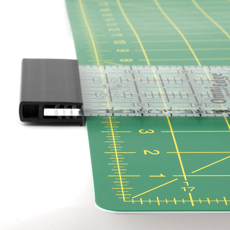 Chargez l'image dans la visionneuse de la galerie, RE436|Omnigrid Rectangle Ruler with Removable Lip, 4" x 36"