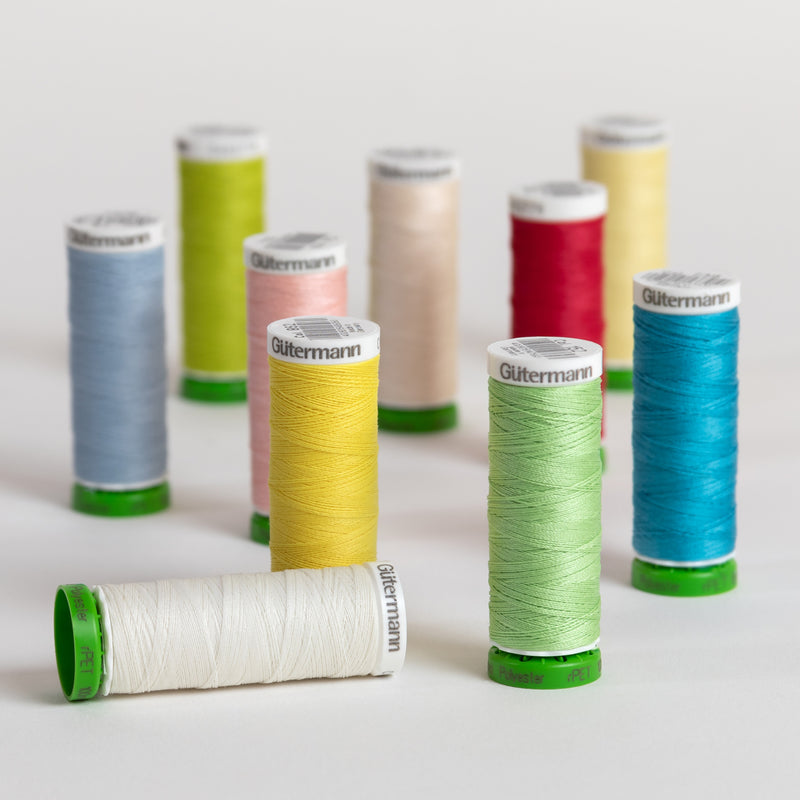 Chargez l'image dans la visionneuse de la galerie, 731138-2|Gutermann Sew-All rPET Polyester Thread Set, Light, 10 Spools