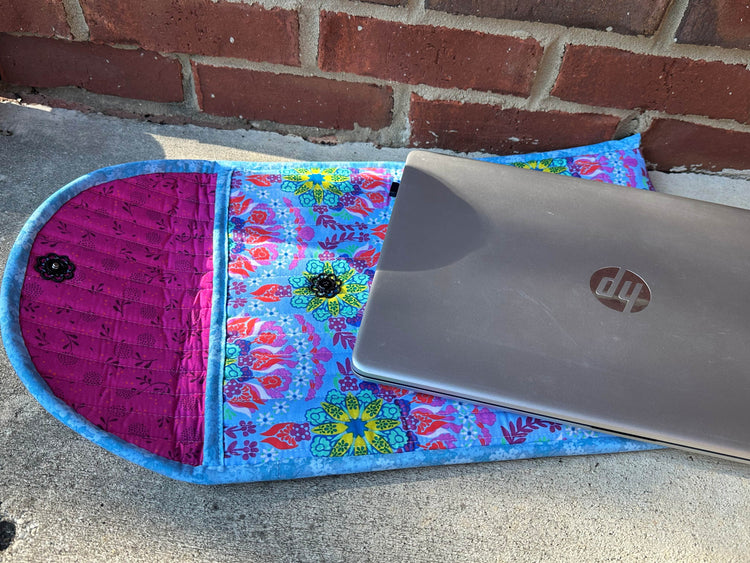 DIY Fabric Laptop Sleeve
