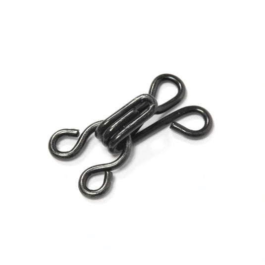 263851| Hooks and Eyes brass 3 black