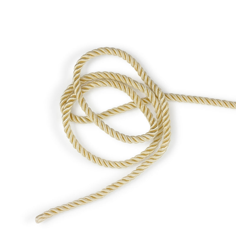 Cargue la imagen en el visor de la galería, 44505|Dritz Rayon Twist Cord 3/16" x 6 YD - Cream
