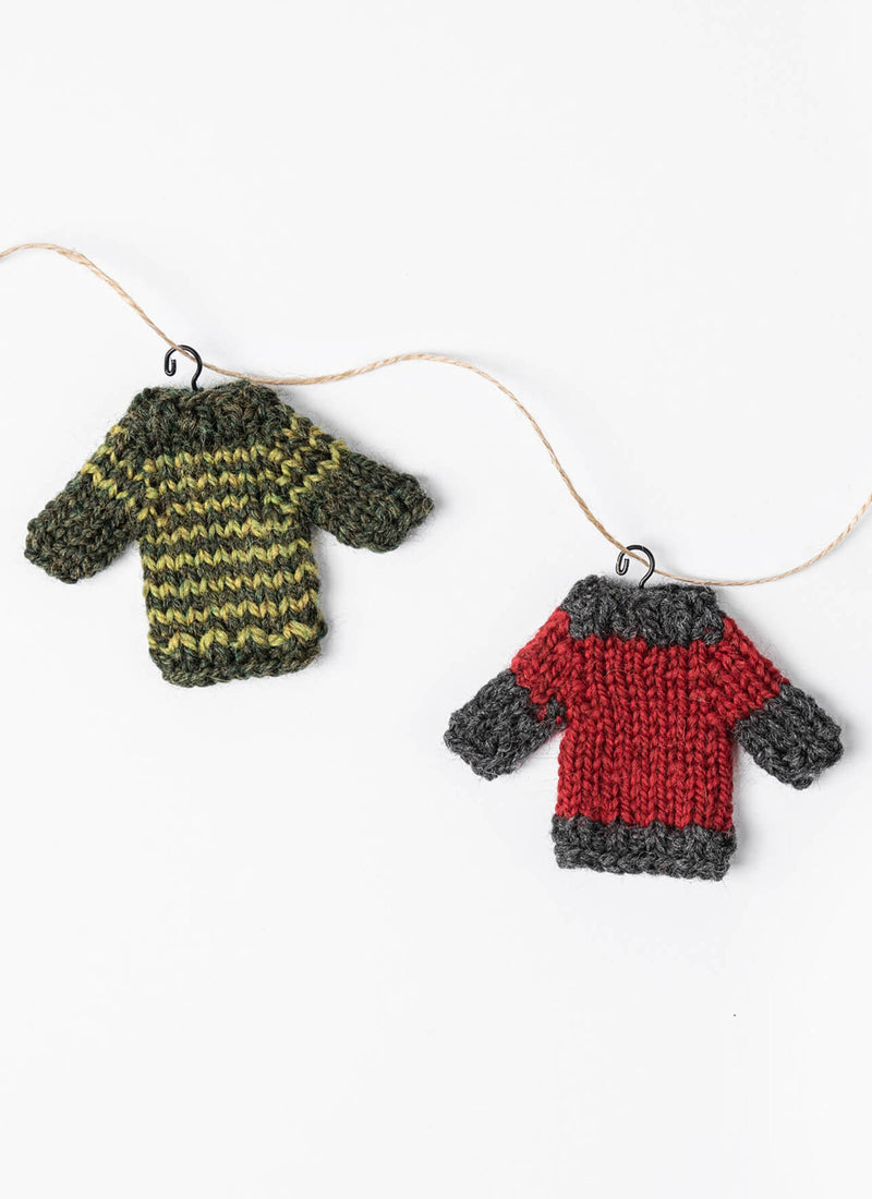 Chargez l'image dans la visionneuse de la galerie, BSF-202348|Blue Sky Fibers Holiday Cheer Mini Sweater Pattern, Free PDF Pattern