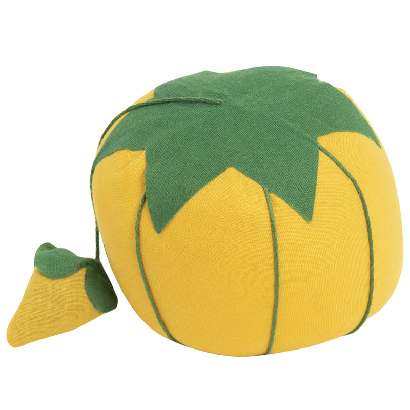 Cargue la imagen en el visor de la galería, 3012|Dritz Extra-Large Tomato Pin Cushion with Strawberry Emery, Assorted Colors