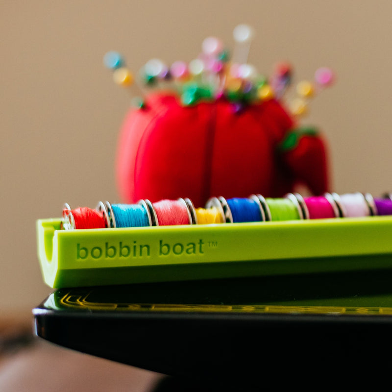 Load image into Gallery viewer, 888-43|Dritz Bobbin Boat, Green